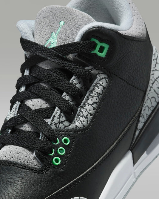 Jordan 3s “GREEN GLOW” Big Kids